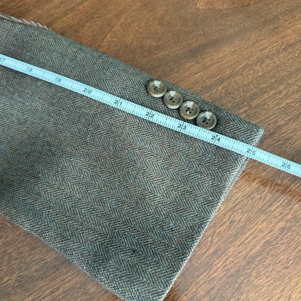 Turnbury Brown Herringbone Wool Casual Sport Coat - NWT - Size Large